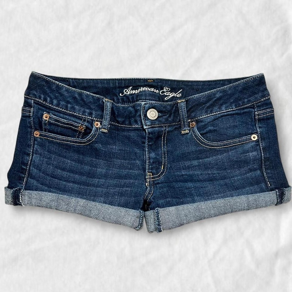 y2k American Eagle low rise dark wash denim shorts Size 6